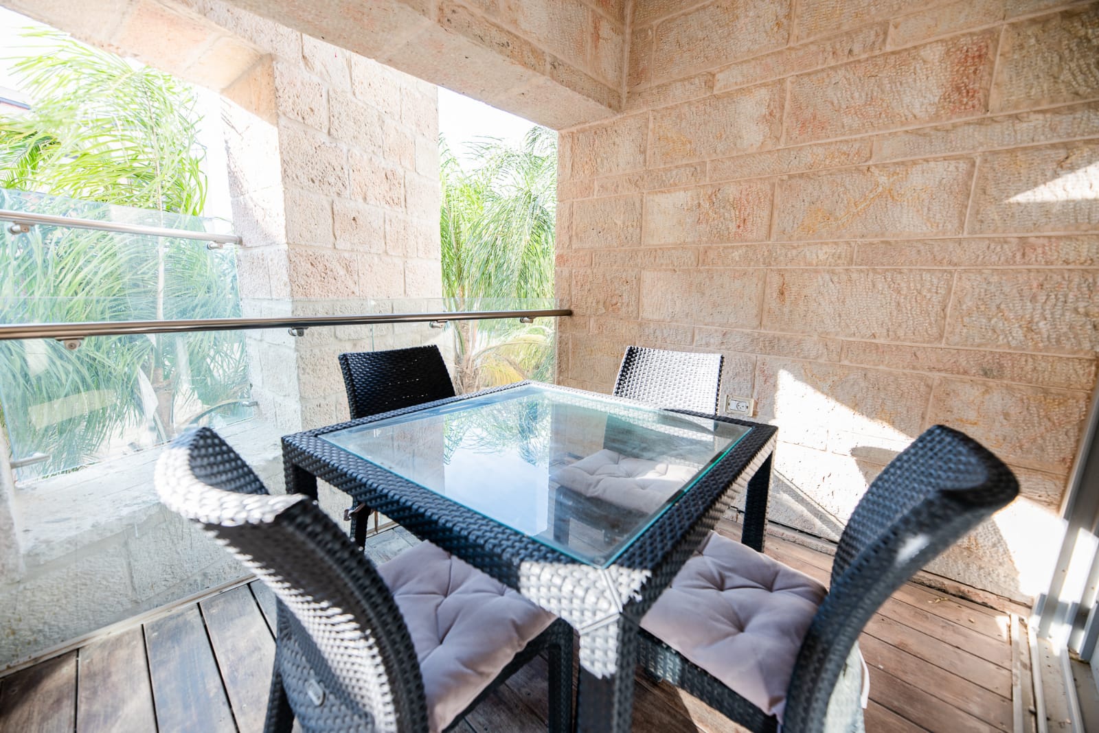 14.3 br king david luxury building pool image #4