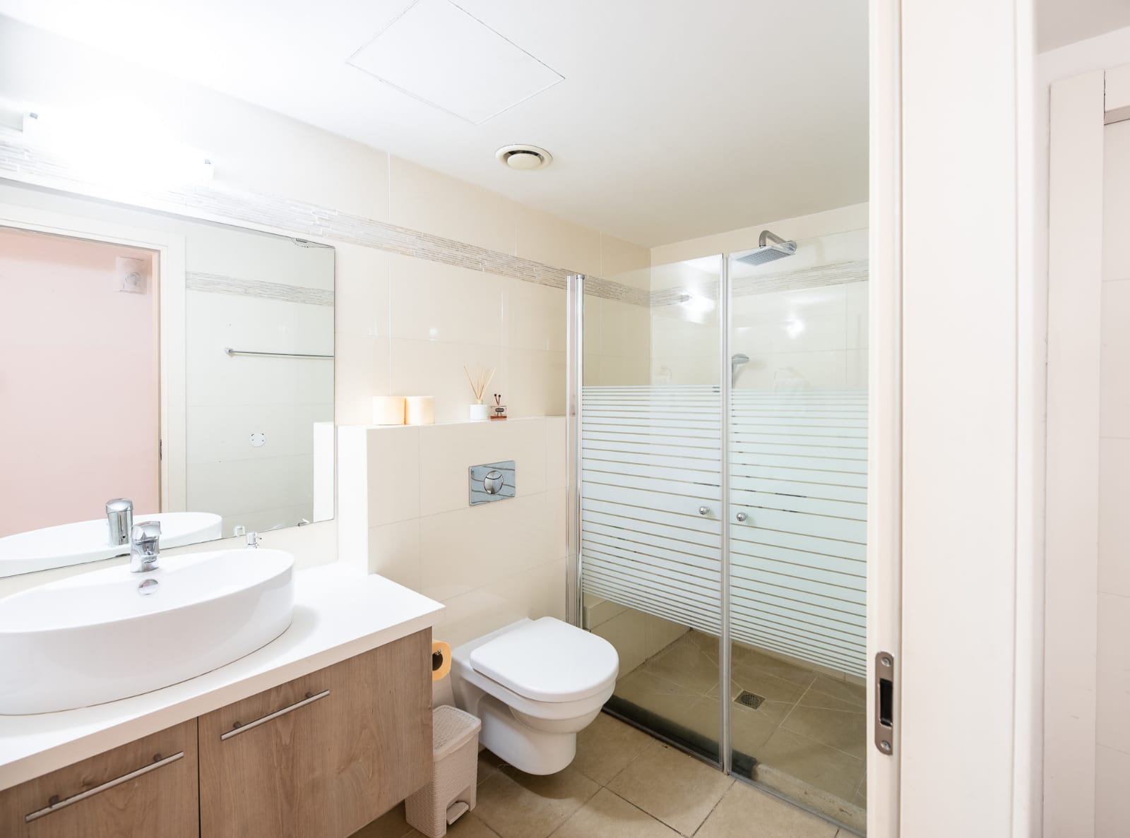 14.3 br king david luxury building pool image #7
