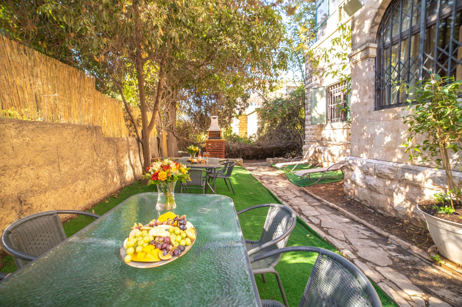 6.Six bedrooms vila, Rehavia  pool image #12