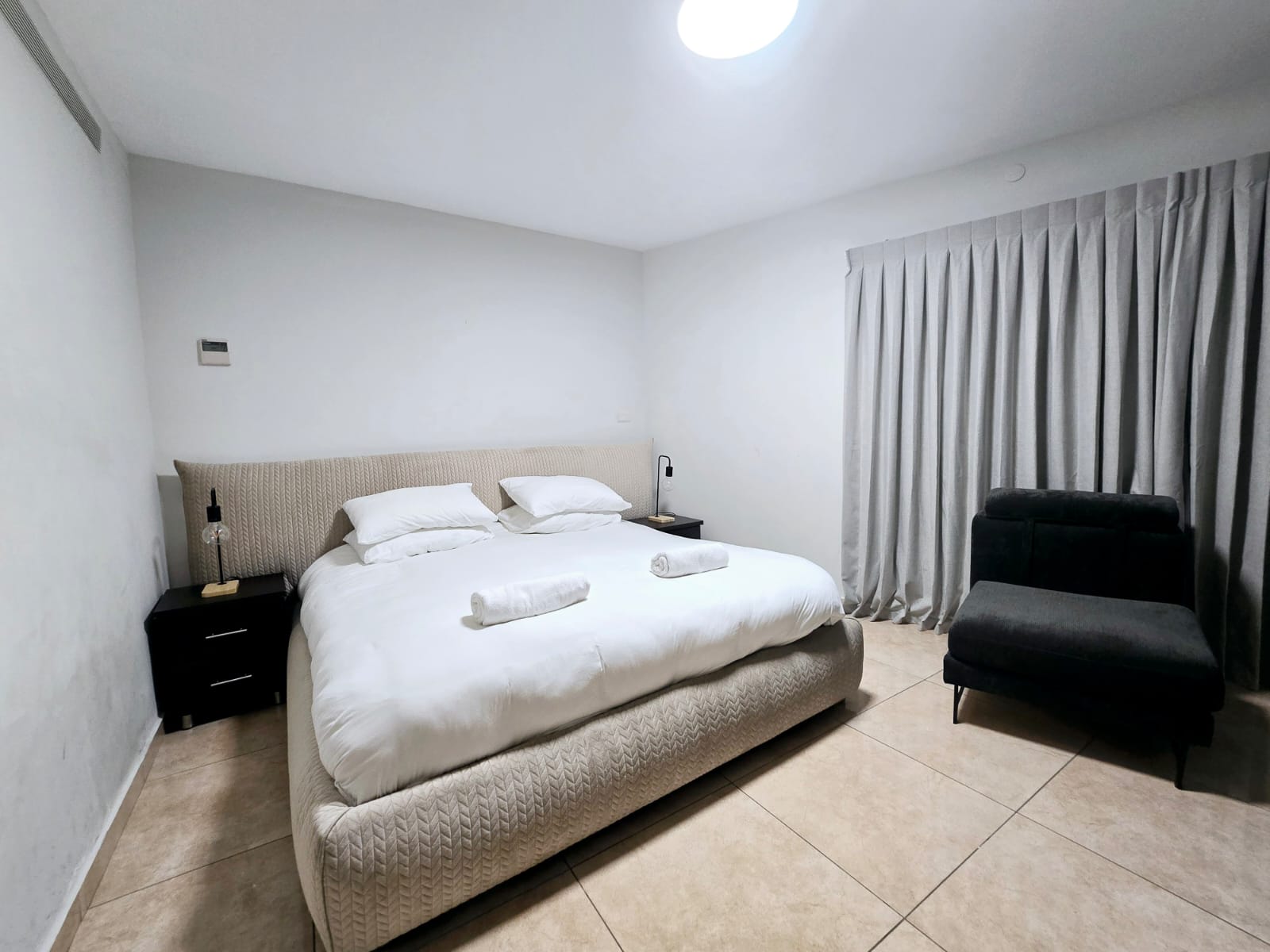14.3 br king david luxury building pool image #21